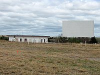 USA - Weatherford OK - Abandoned Route 66 Drive In Cafeteria & Screen (19 Apr 2009)